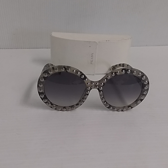 Woman's Prada sunglasses spr 29QSK made in Italy - Picture 1 of 8